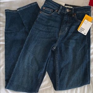 High rise H & M skinny jeans never worn